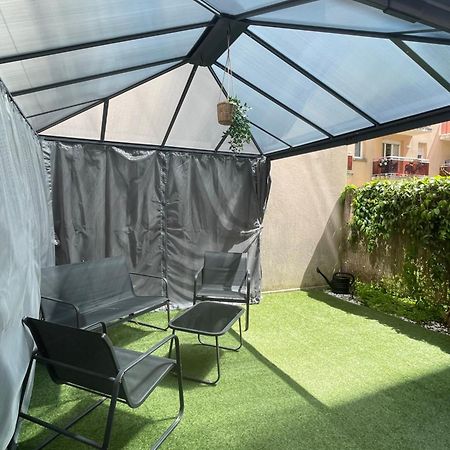 Charmant Appartement Avec Terrasse Et Parking - Centre Ville Шартр Экстерьер фото