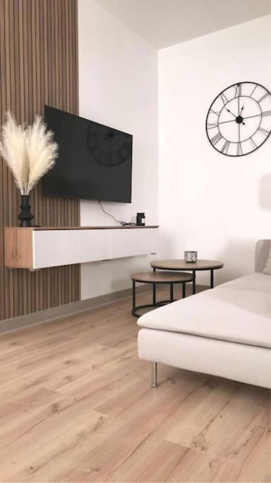 Charmant Appartement Avec Terrasse Et Parking - Centre Ville Шартр Экстерьер фото